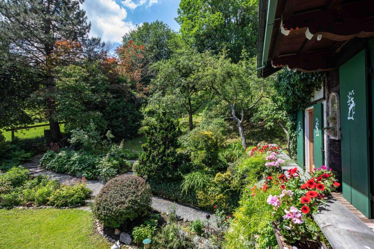 Alpenrelax Haus Weidmannsheil Wohnen Im Romantischen Forsthaus Werfen Eksteriør bilde