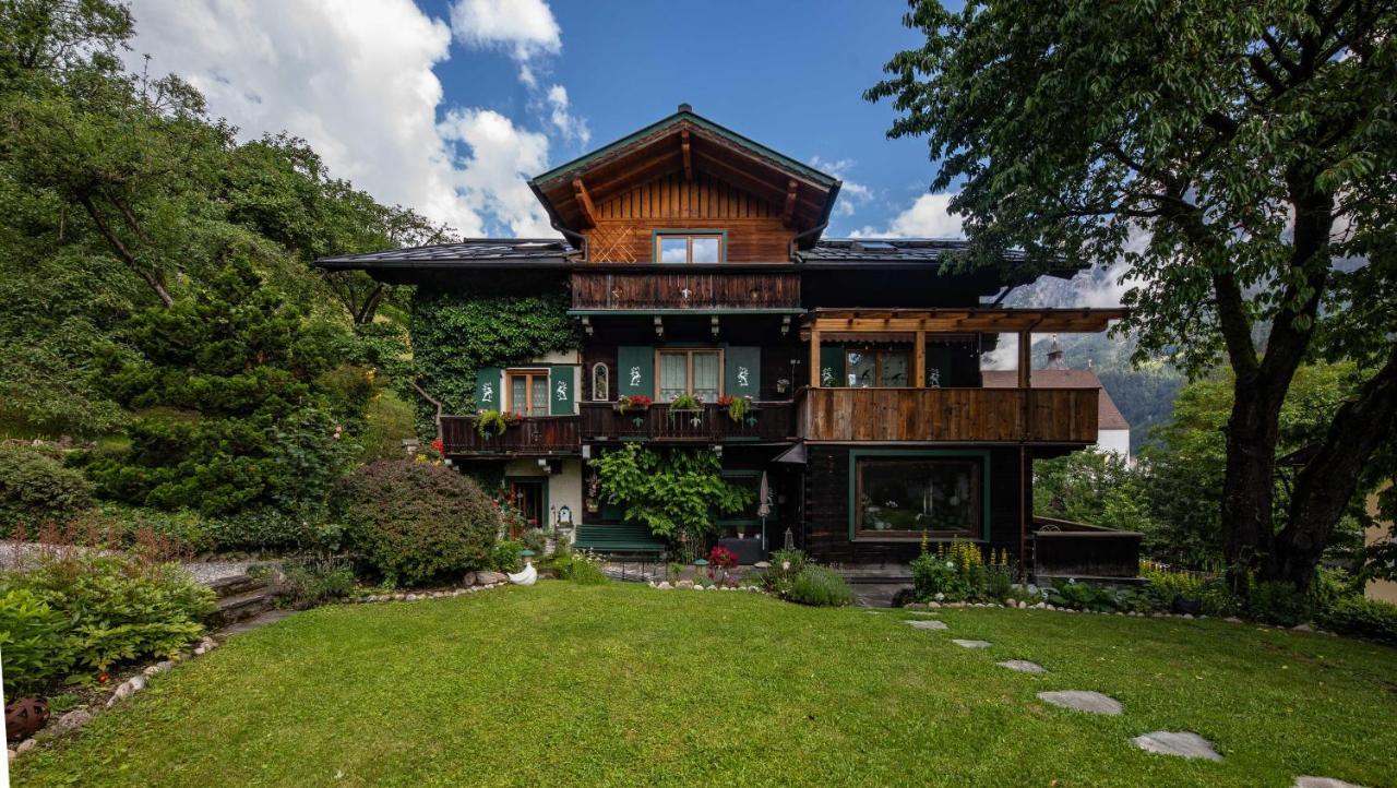 Alpenrelax Haus Weidmannsheil Wohnen Im Romantischen Forsthaus Werfen Eksteriør bilde