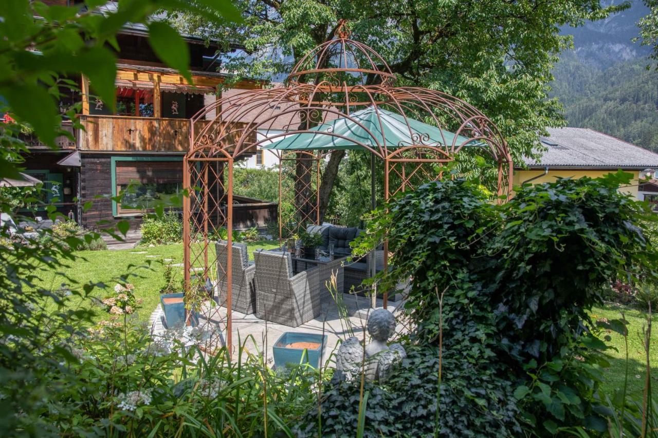 Alpenrelax Haus Weidmannsheil Wohnen Im Romantischen Forsthaus Werfen Eksteriør bilde